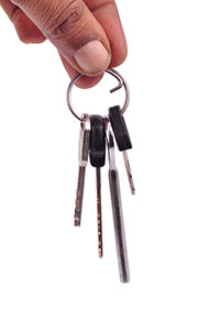 Problems, solutions and consequences of damaged keys